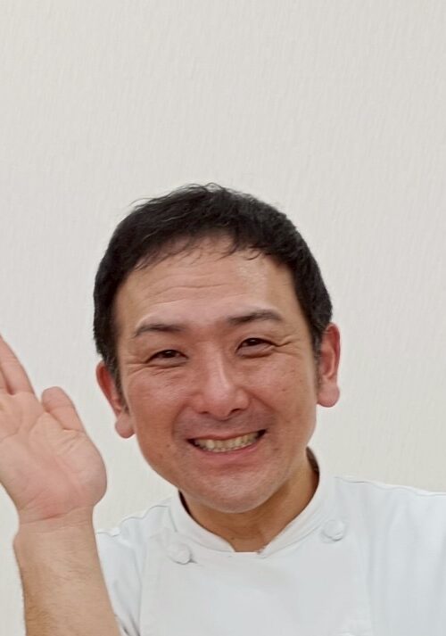 深堀　勝謙