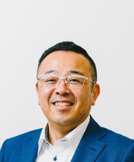 金子　英典
